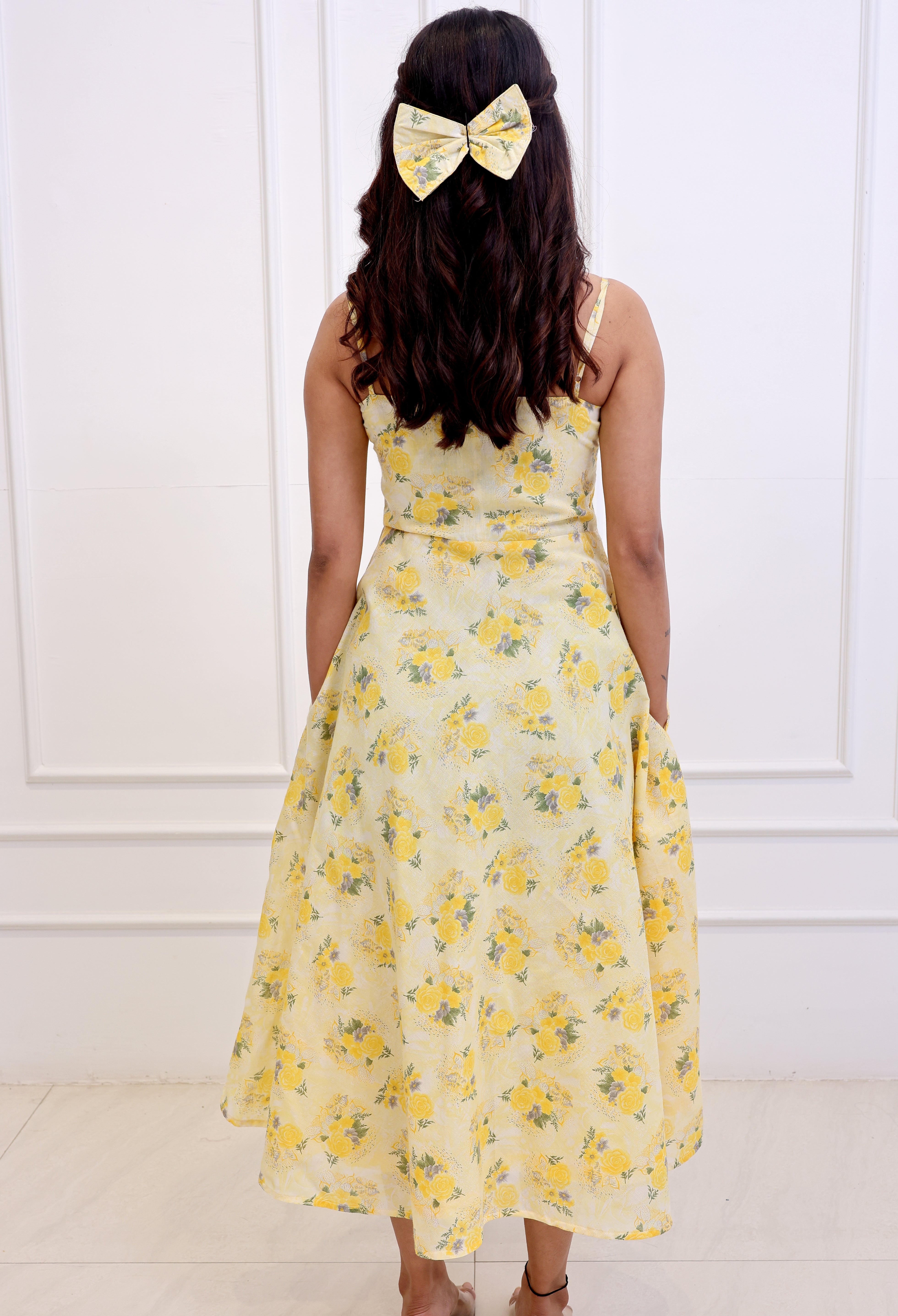Orlina – Yellow Floral Midi Dress